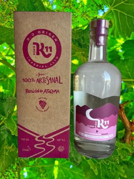 PISCO ROSADO 100% Uva moscatel rosada